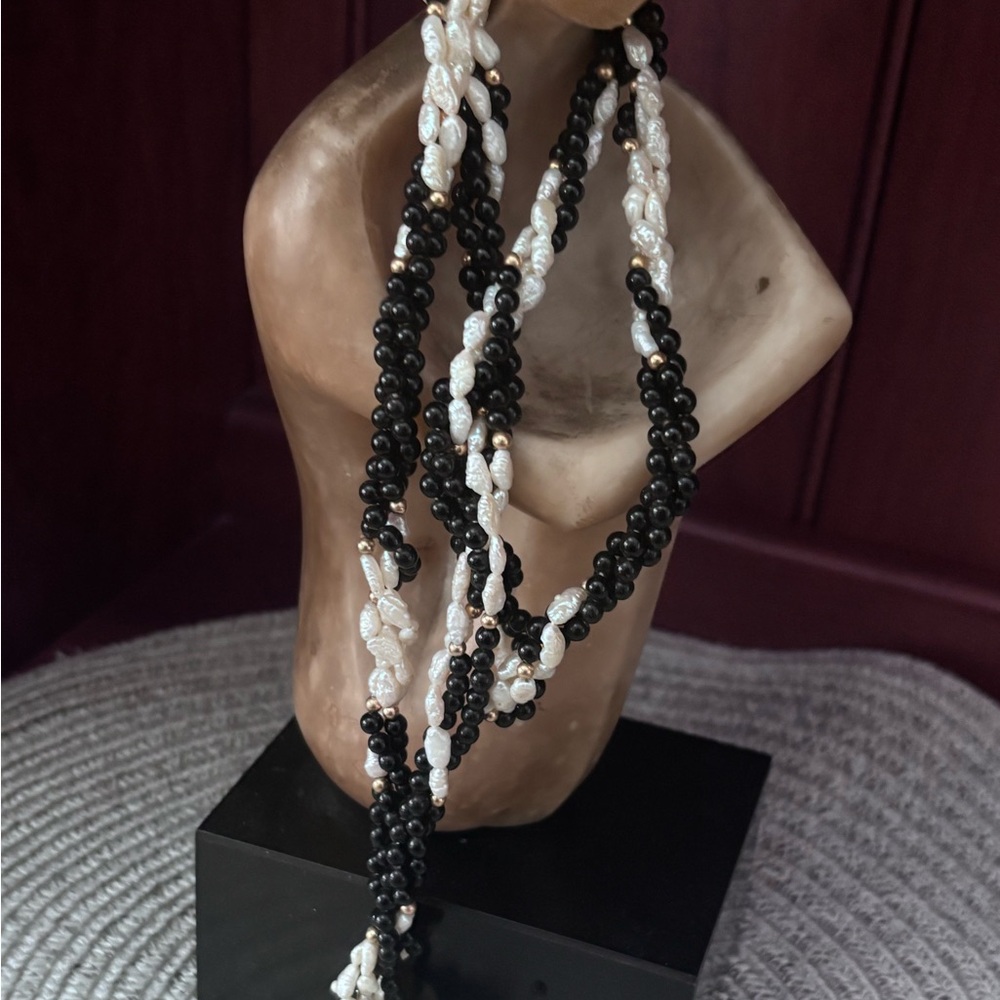Vintage mother of pearl ,black glass bead necklace, torsade beaded necklace